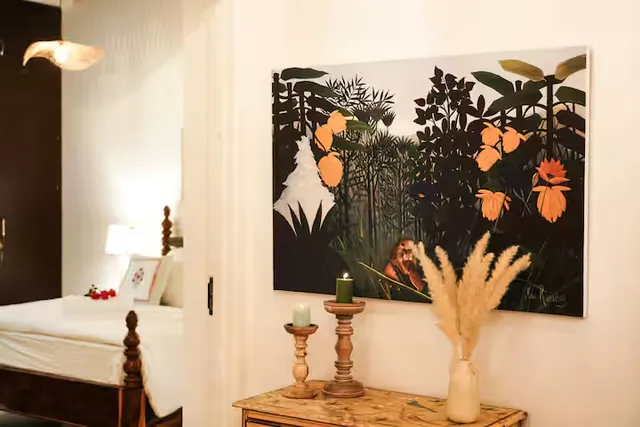 Timber Luxe Ateliér — antiques and curated paintings